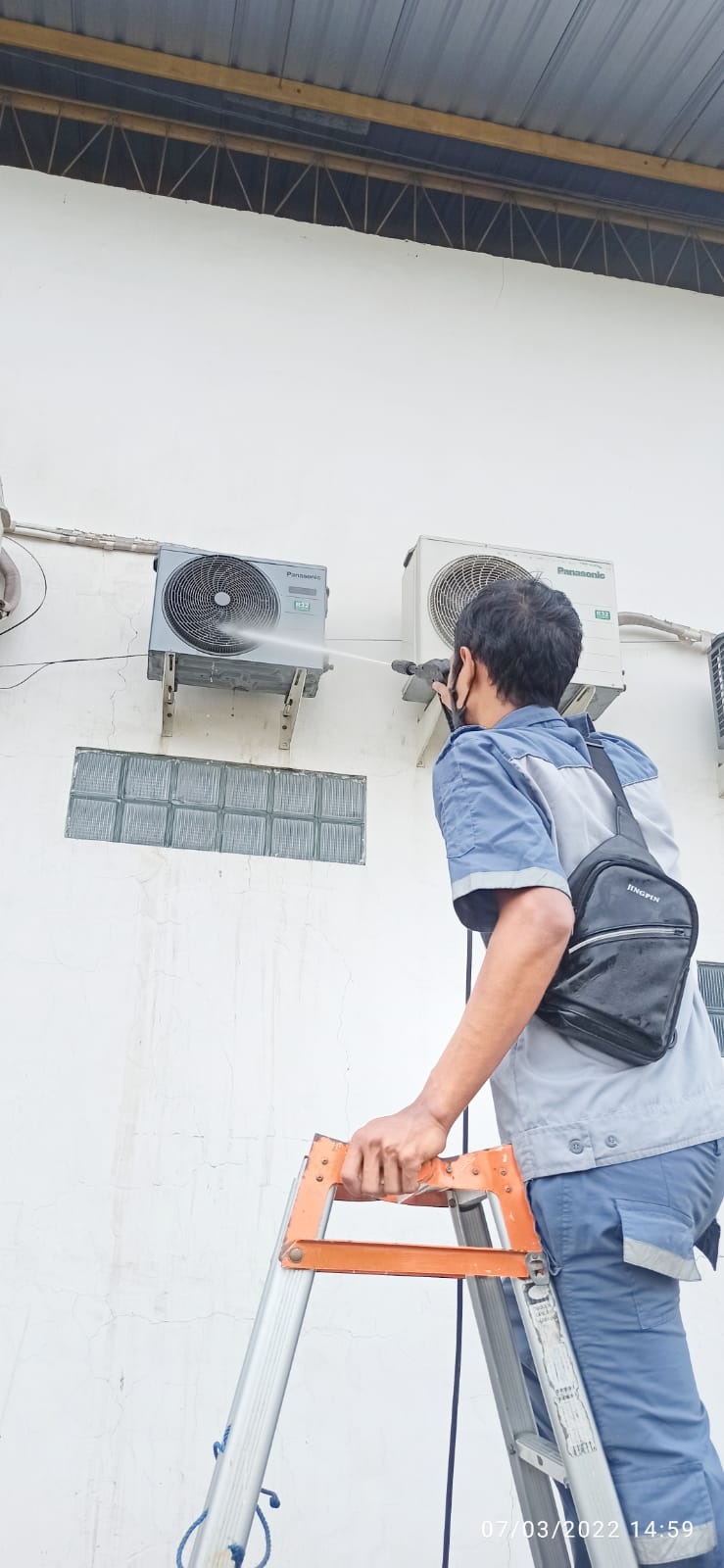 Service AC
